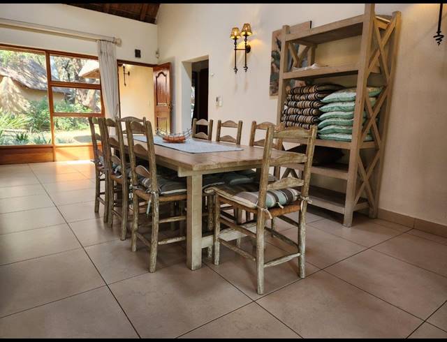 4 BEDROOM HOUSE FOR SALE IN LAKELAND ESTATE